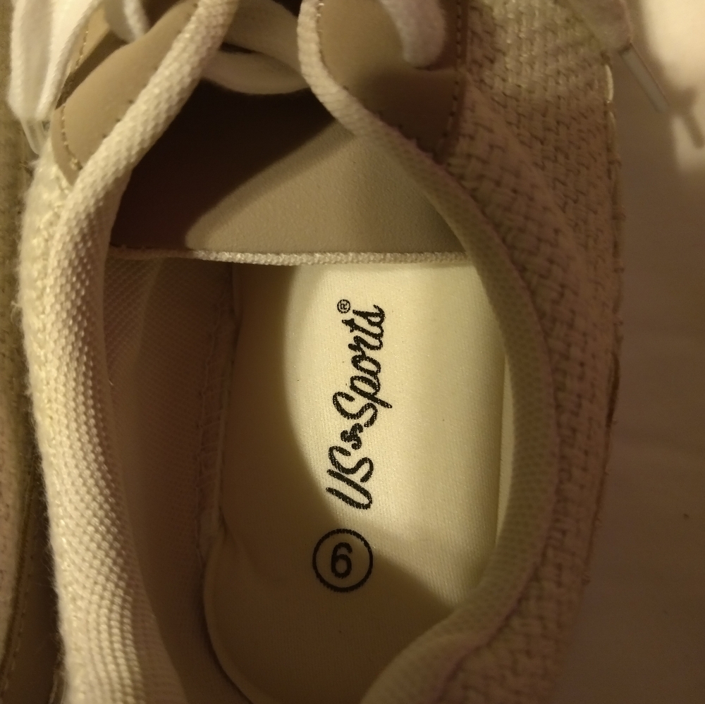 Shoes - Picture 7 of 7